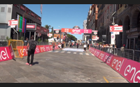 il giro d italia arriva a cagliari l insidia del maestrale sui ciclisti