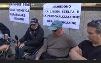 cagliari la rivolta delle carrozzine i disabili no al risparmio sulla nostra pelle