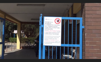 alghero in spiaggia con fatica chiuso l accesso dall ospedale marino