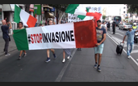 cagliari tensione alla manifestazione anti migranti no all invasione