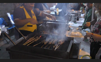 san giovanni suergiu in migliaia per lo street food dello spiedino