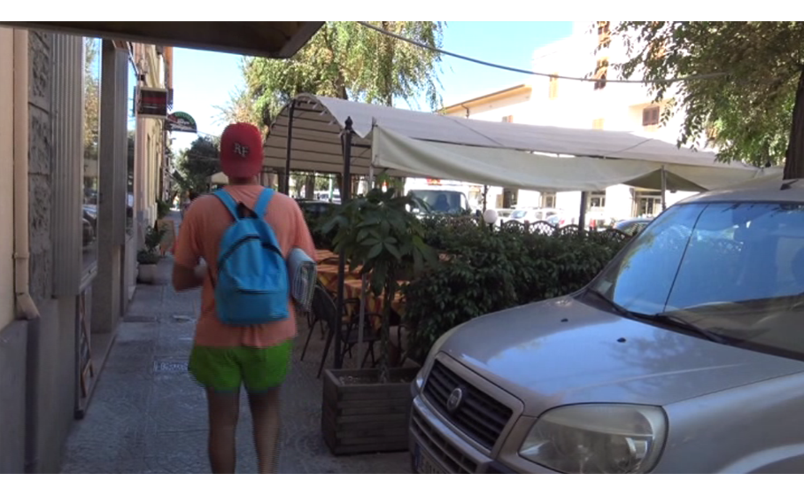 Alghero Tavolini Al Posto Dei Parcheggi Automobilisti