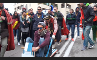 sassari universitari in festa la spericolata corsa dei carruzzi