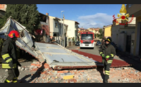 emergenza maestrale in sardegna tetti scoperchiati alberi e pali caduti