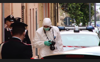 mistero a olbia donna precipita dal balcone omicidio o suicidio