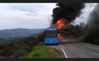 perdasdefogu paura sul bus dell arst distrutto dalle fiamme