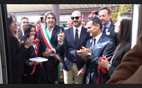 metrocagliari sui binari tre nuovi tram il regalo per i 10 anni di attivit