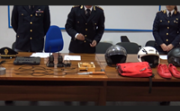 cagliari sgominata la gang del terrore tre arresti della polizia
