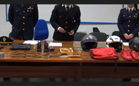 cagliari sgominata la gang del terrore tre arresti della polizia