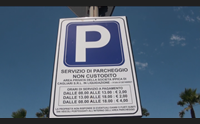 al poetto monta la protesta dei bagnanti per il caro parcheggi