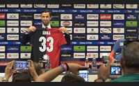 dopo srna e castro ora il cagliari cerca il padrone del centrocampo