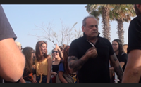poetto fest giovanissimi in fila per nitro e la musica di radiolina