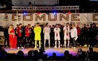 aritzo 6 luglio 2018 la presentazione delle nuove maglie del cagliari