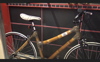 monastir antichi mestieri in periferia tutti in sella alle bici di bamboo