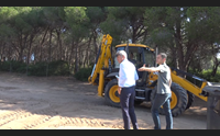 alghero ruspe alle bombarde contro il parcheggio selvaggio