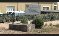 arzachena perde il controllo dell auto muore un 41enne