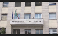 enti locali il centrosinistra boccia la riforma rimettiamo le otto province