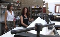 gabriella locci nel suo studio a serdiana