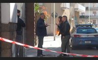 sassari stacca l orecchio a un uomo per fuggire 27enne arrestato