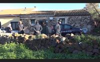 bauladu malore mentre accende il fuoco 79enne muore nel camino