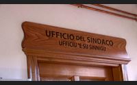 attentati agli amministratori l amarezza del sindaco di desulo risposte zero