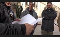 cagliari protestano i lavoratori della devizia siamo a casa