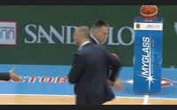 dinamo vittoria che vale le final eight ma preoccupa bamforth