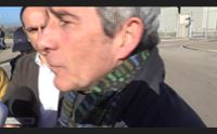 cesare battisti primo giorno a massama un ora con il suo avvocato