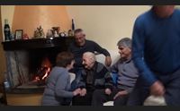 sanluri nonna maria ha 107 anni sto bene e mangio maialetto