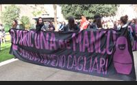 cagliari il corteo per l 8 marzo per i diritti violati delle donne