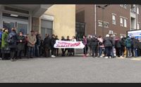 ghilarza la protesta davanti al delogu l ospedale non si tocca