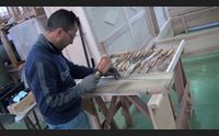 serri al lavoro per la fiera di santa lucia domenica di arte e sapori