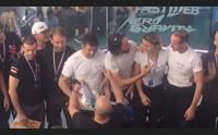 paracadutismo indoor capitan cossu guida il team all oro italiano