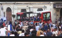dinamo la festa in piazza d italia abbiamo vinto comunque