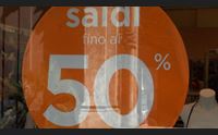 sabato al via i saldi concommercio prevista una leggera flessione