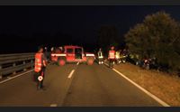 auto fuori strada sulla abbasanta nuoro un morto e due feriti gravi