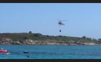 olbia fiamme nella spiaggia di bados a causarlo i fuochi d artificio