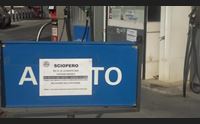 la rabbia dei benzinai tre giorni di sciopero disperati futuro nero