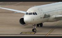 continuit aerea stop ai voli alitalia su olbia il rebus air italy