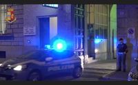 guerriglia urbana a torino dopo lo sgombero indagato un sassarese