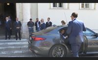 il premier conte a cagliari subito le zes per una fiscalit di vantaggio
