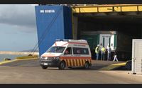 incidente sul cargo in mare tra cagliari e porto torres muore un 24enne