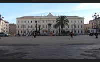 sassari abbattute in centro le palme colpite dal punteruolo rosso