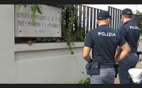 cagliari studente spacciatore vende droga dentro la scuola arrestato