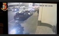 cagliari scippatore seriale arrestato dalla polizia vittime 11 donne