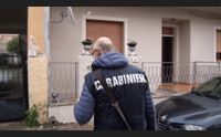 olbia blitz antiprostituzione sequestrate due case di appuntamento
