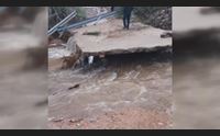 sinnai crolla il ponte sul rio corongiu famiglie isolate