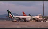 olbia confindustria lancia l allarme senza voli stagione a rischio