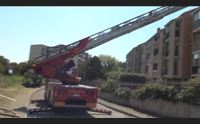 cagliari esplosione in casa per una fuga di gas grave un uomo