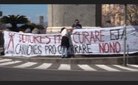 cagliari in piazza yenne il sit in del social forum